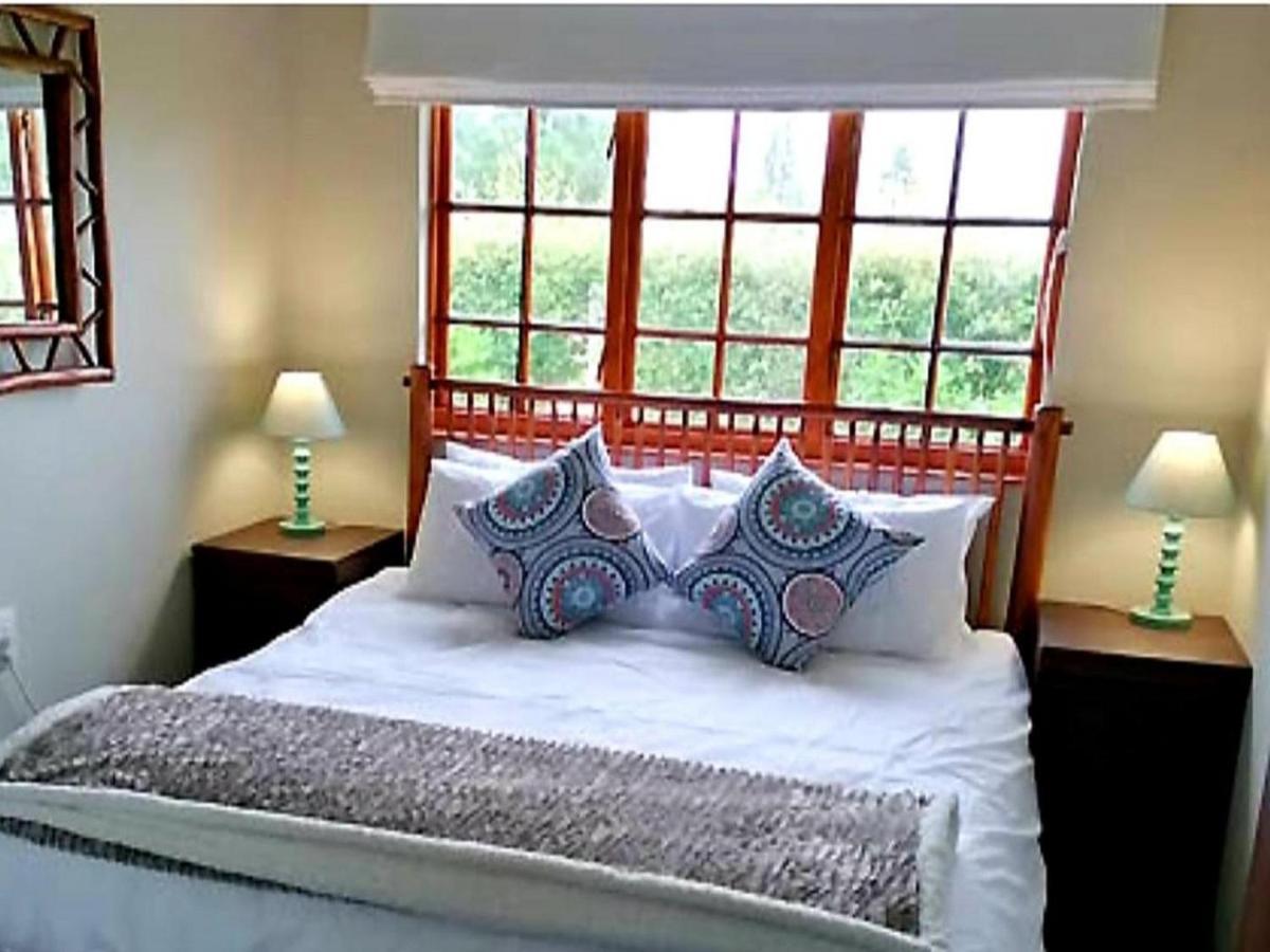 Cicada Self Catering Cottage アンダーバーグ エクステリア 写真