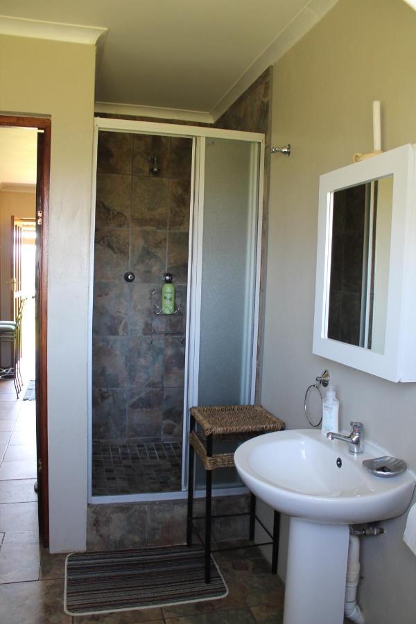 Cicada Self Catering Cottage アンダーバーグ エクステリア 写真